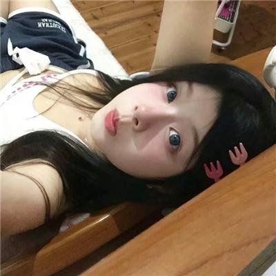 冲浪美眉